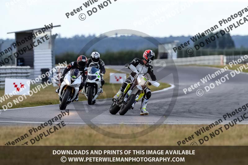 enduro digital images;event digital images;eventdigitalimages;no limits trackdays;peter wileman photography;racing digital images;snetterton;snetterton no limits trackday;snetterton photographs;snetterton trackday photographs;trackday digital images;trackday photos